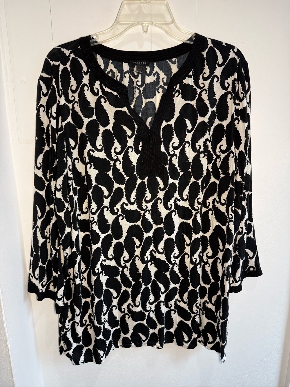 Talbots Black and White V-Neck Tunic
